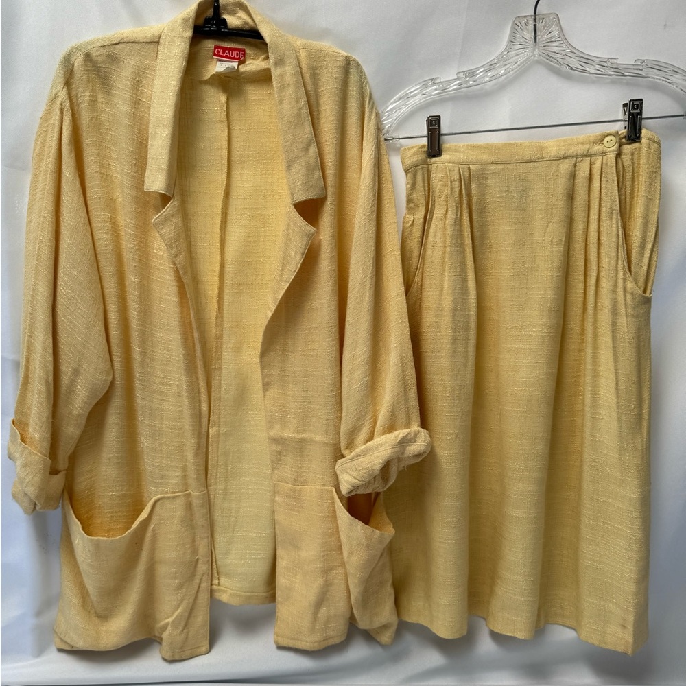 Vintage 2 piece skirt suit